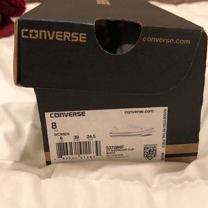 White shoreline slip on white (Converse)